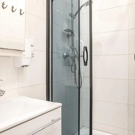 Lily - Private In The Old Town