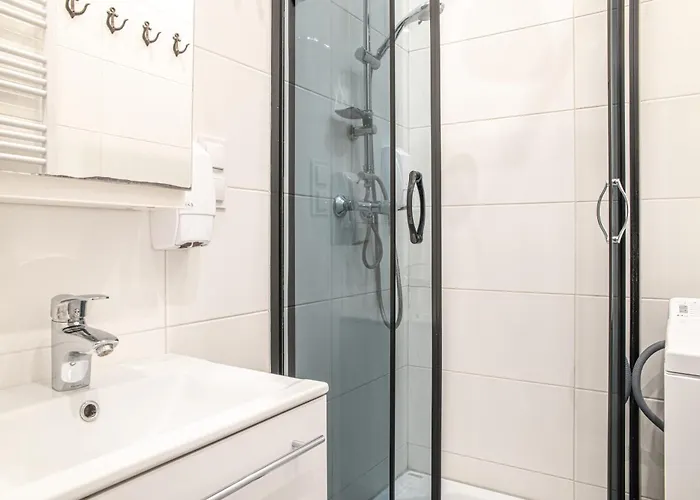 Lily - Private In The Old Town